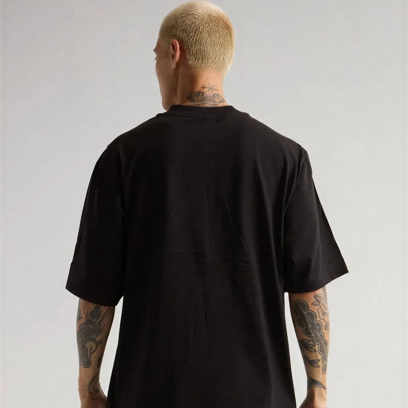 Heavyweight Oversized T-Shirt - Image 3